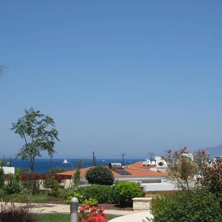 Villa Latchi Sea Front *