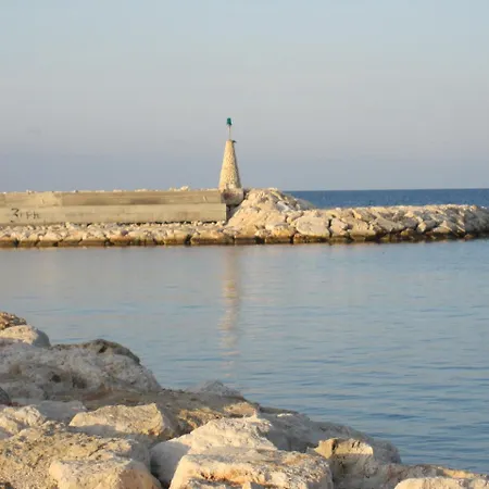Villa Latchi Sea Front *